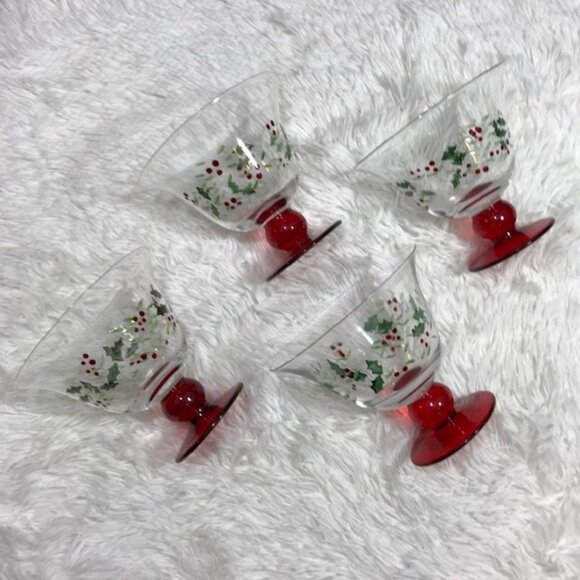 Pfaltzgraff Set of 4 Winterberry Glass Pedestal Dessert Bowls - Picture 6 of 11